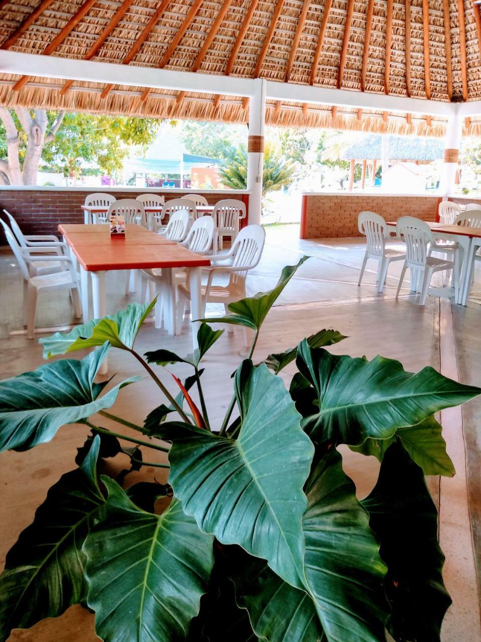 Hotel Y Club Campestre Altos Paraiso Puerto Escondido  Esterno foto